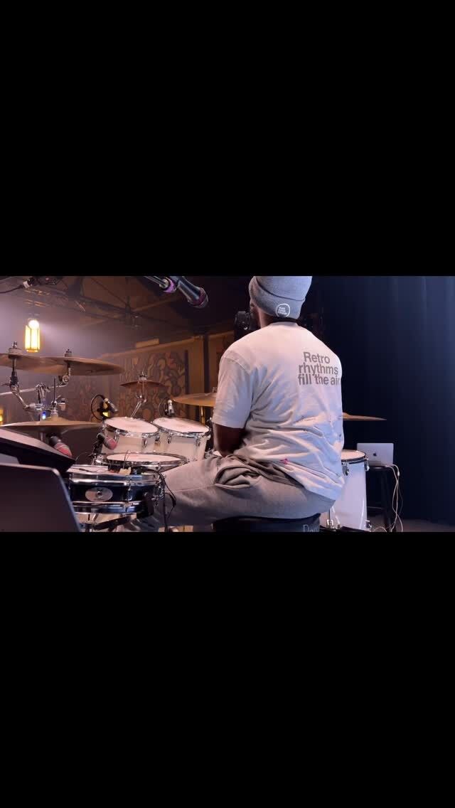 @coledegenova @niccolopaluani and myself taking @sogallant’s song “Coldstar” up several BPM during soundcheck in Portland the other day.

#createFearlessly