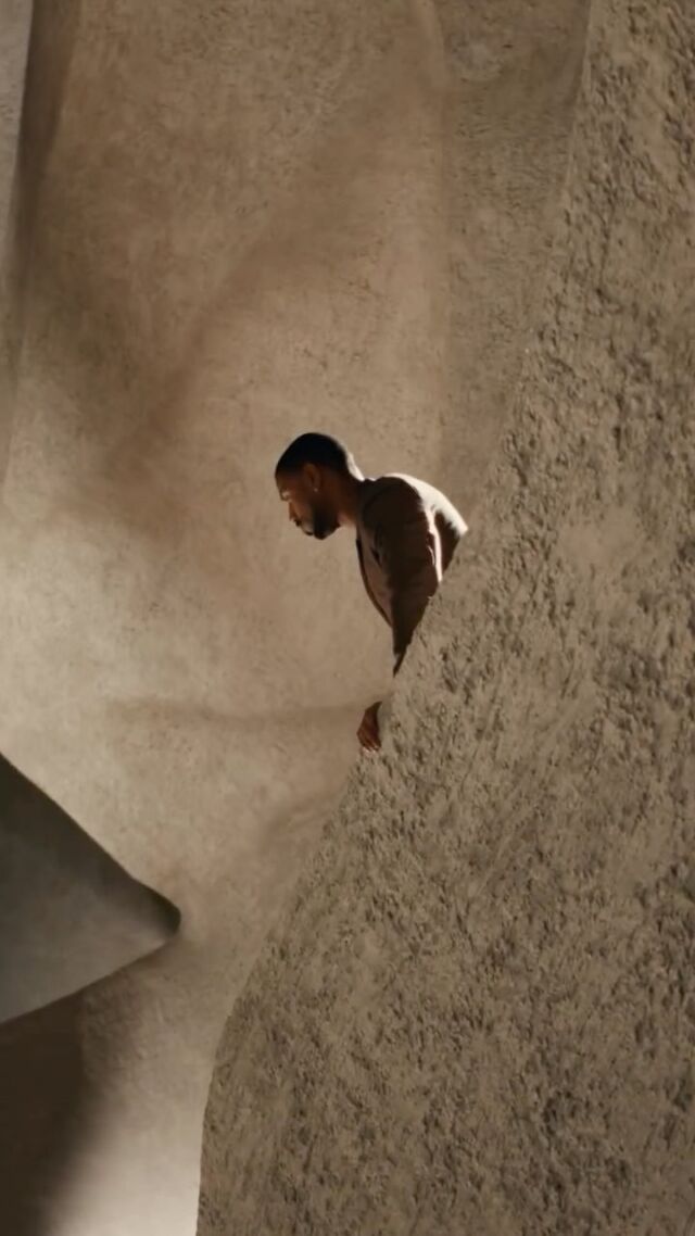 Blessed to have licensed another composition for @michaelbjordan ‘s campaign with @davidyurman . Grateful to Jesus 🙏🏾

#createFearlessly